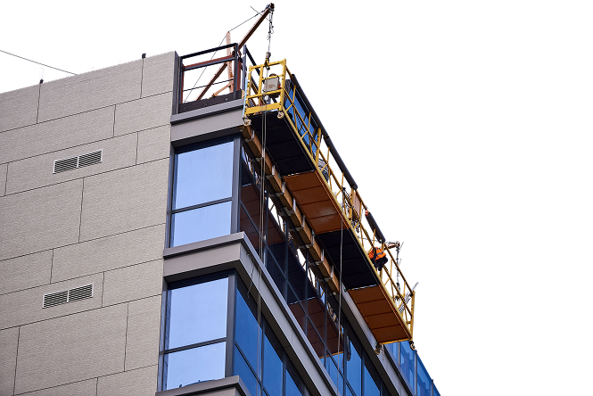 Suspended platform inspection on a building facade